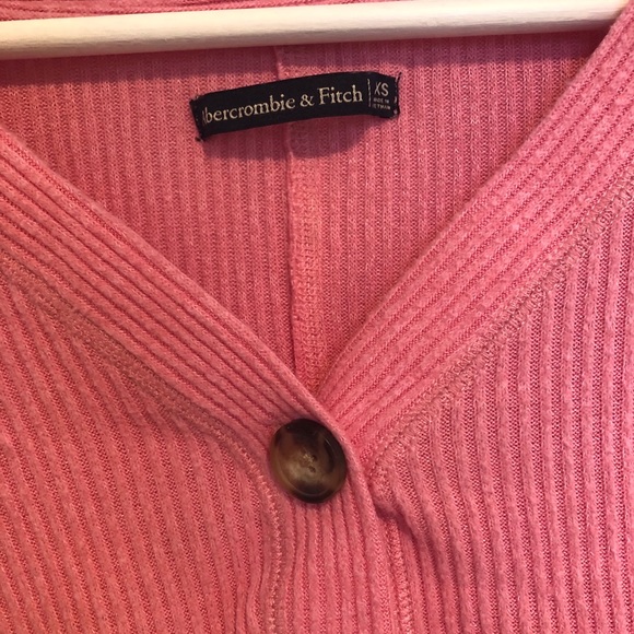 Pink ribbed soft Abercrombie sweater - Picture 2 of 2